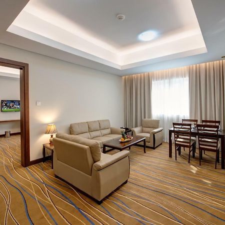 Center Hotel Sharjah Eksteriør bilde