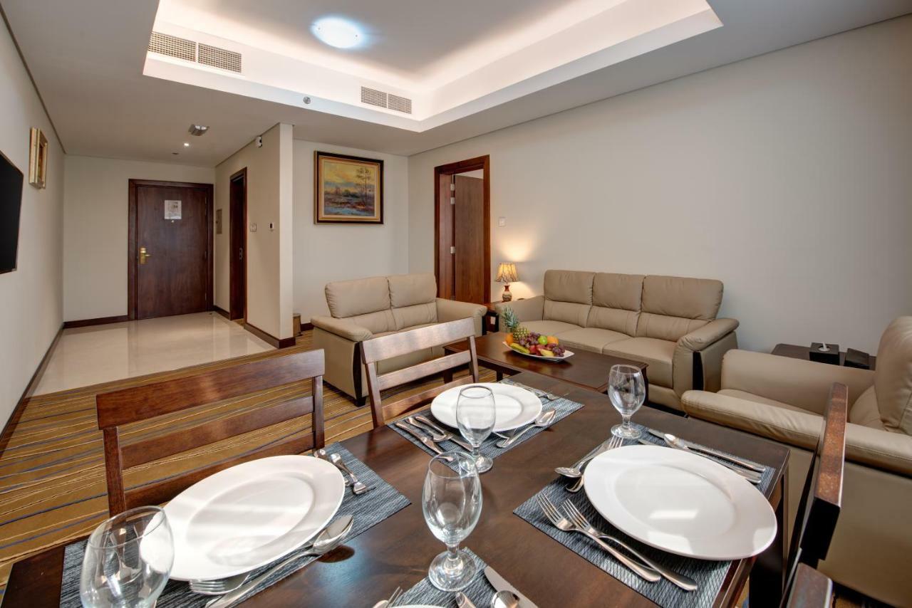 Center Hotel Sharjah Eksteriør bilde