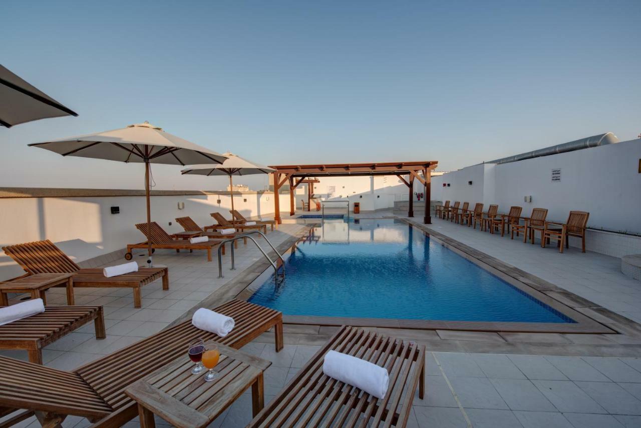 Center Hotel Sharjah Eksteriør bilde